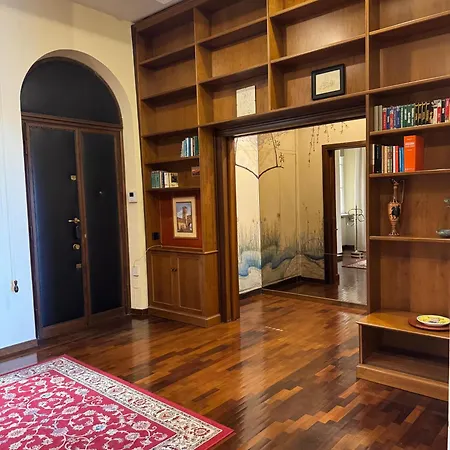 Colosseum's Custodian - 115 M2 Apartman *