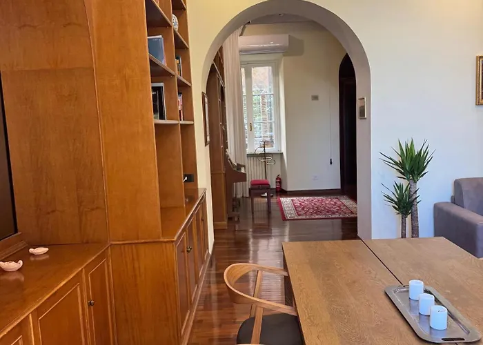 Colosseum's Custodian - 115 M2 Apartment Rome