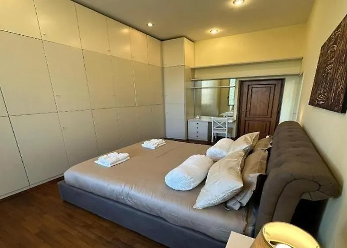 Colosseum's Custodian - 115 M2 Apartment Rome